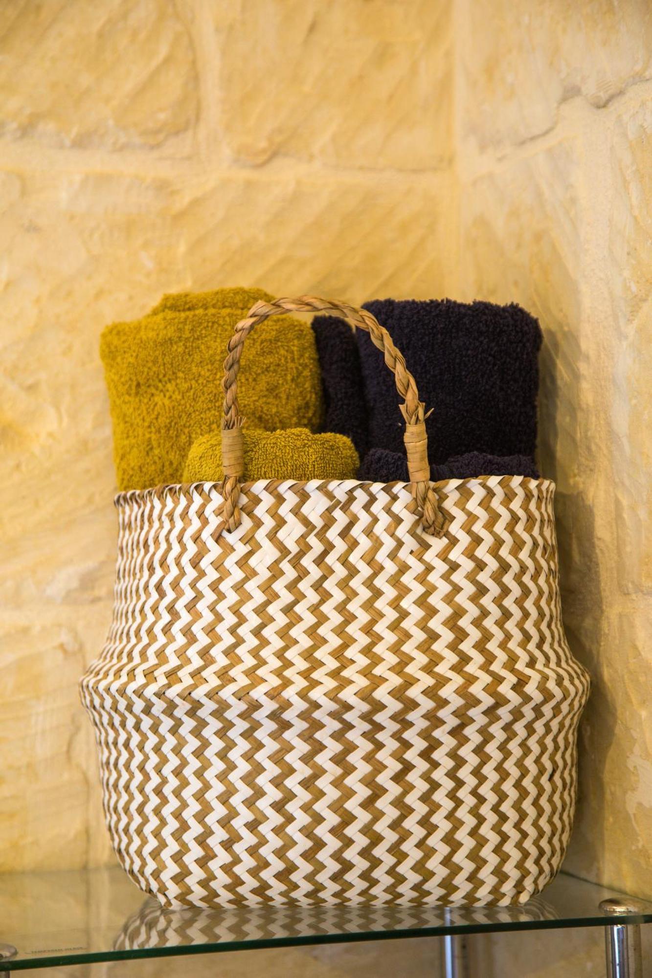 A La Maison B&B Xagħra Exteriör bild